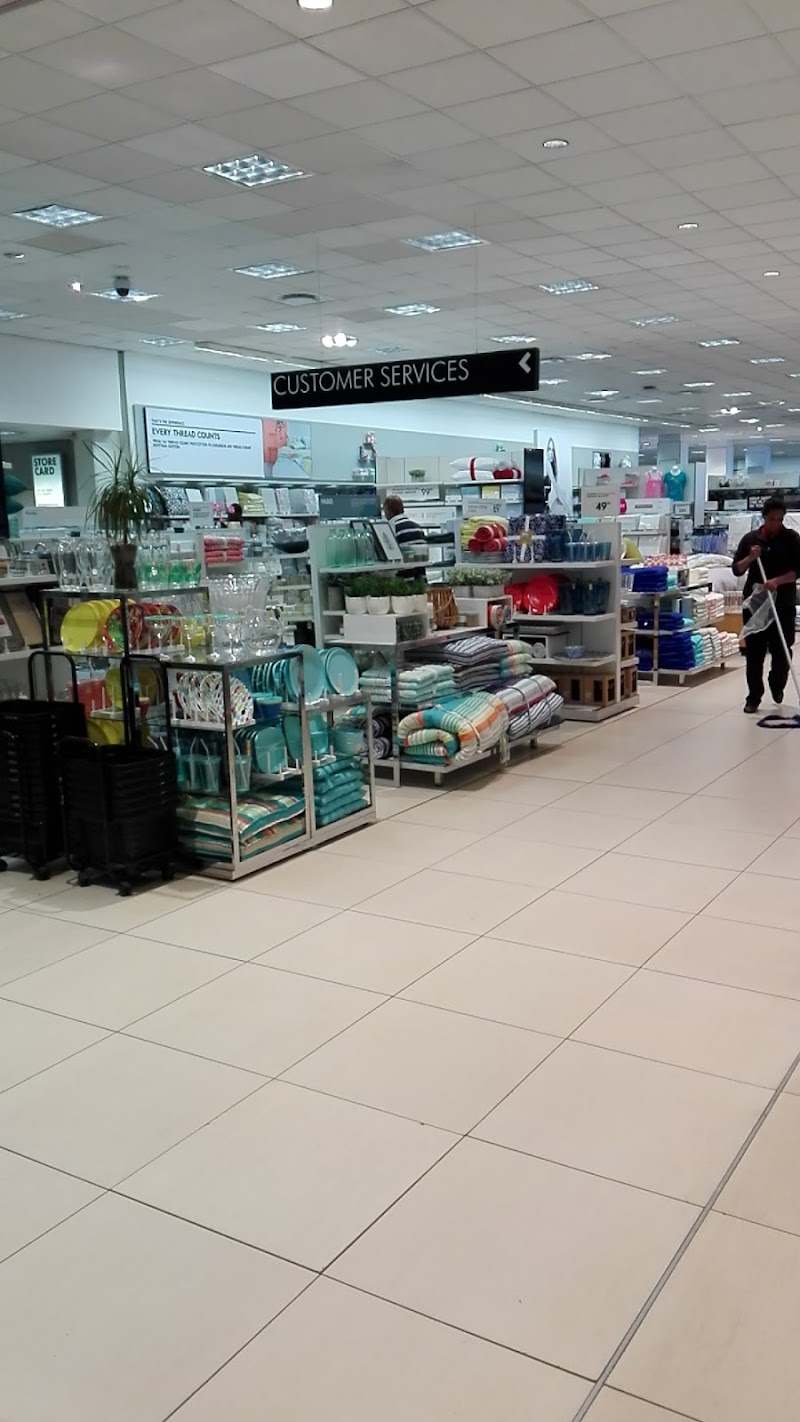 Woolworths George Central - Photo 2